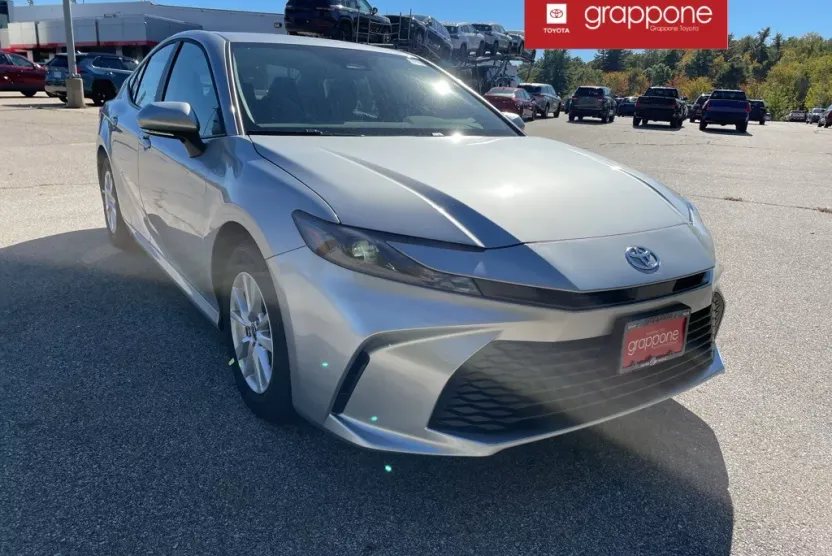 2026 Toyota Camry LE photo 1