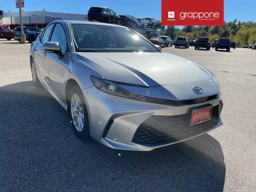 2026 Toyota Camry LE photo 1