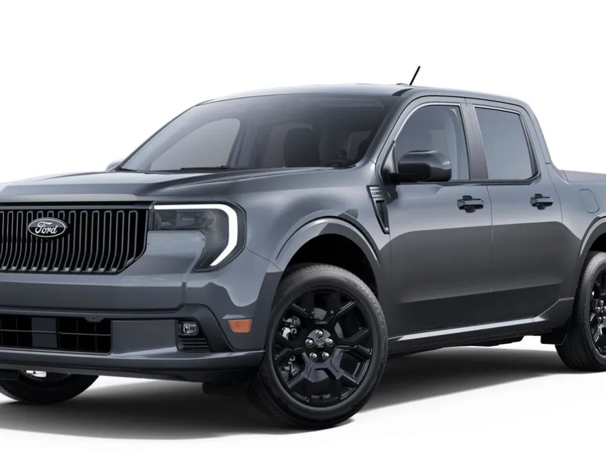 2025 Ford Maverick photo 1