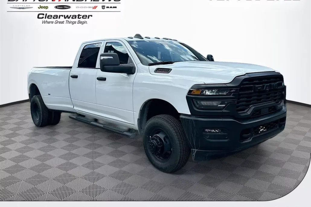 2025 Ram 3500 Tradesman photo 1