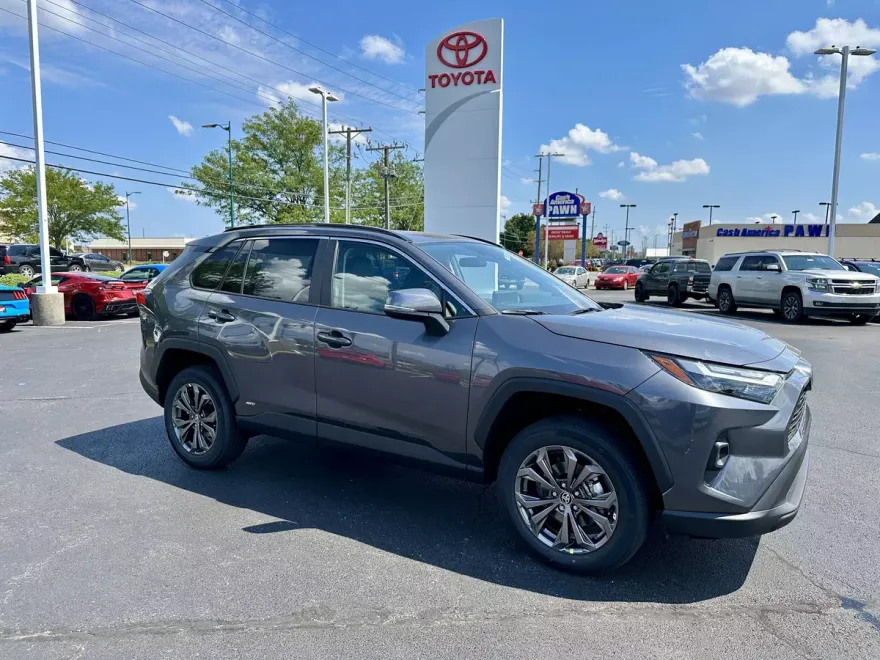 2025 Toyota RAV4 Hybrid XLE Premium photo 1