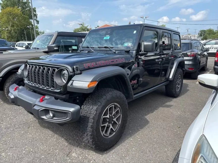 2024 Jeep Wrangler Rubicon photo 1
