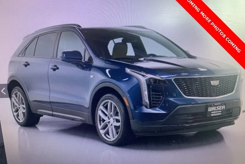 2019 Cadillac XT4 Sport photo 1