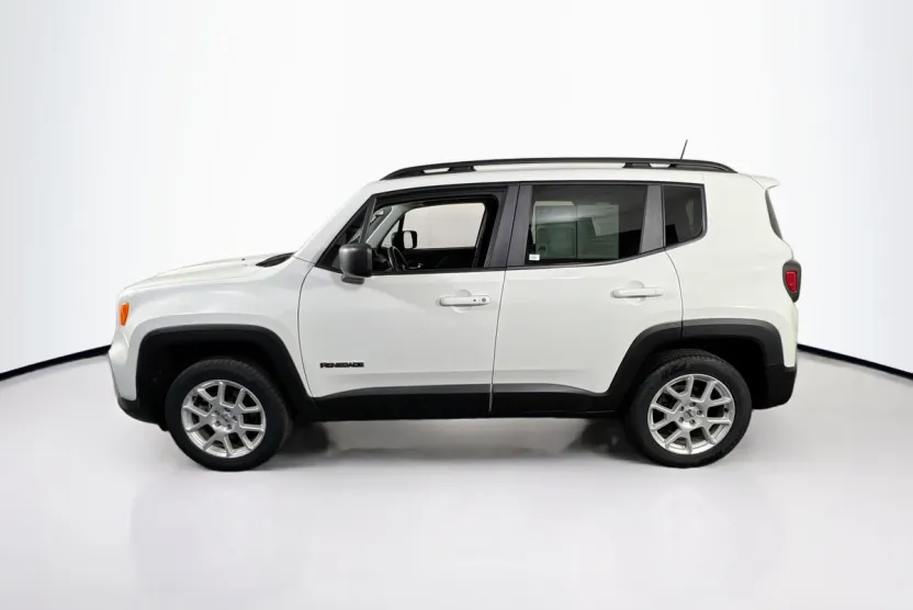 2022 Jeep Renegade Latitude photo 1