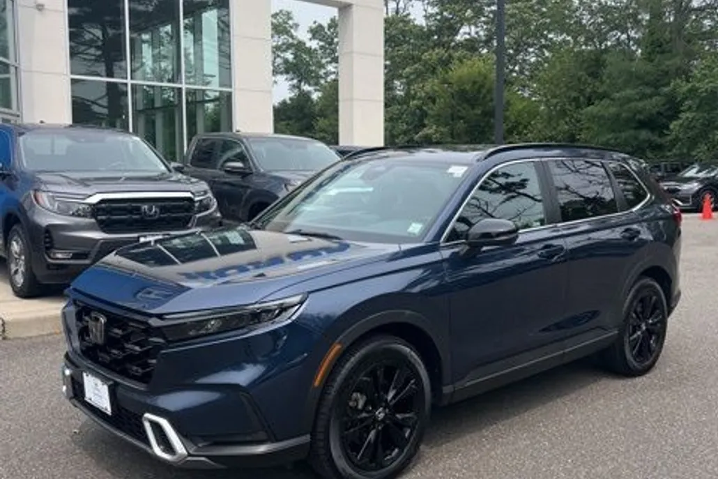 2023 Honda CR-V Hybrid Sport Touring photo 1