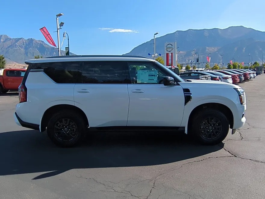 2026 Nissan Armada SV photo 1