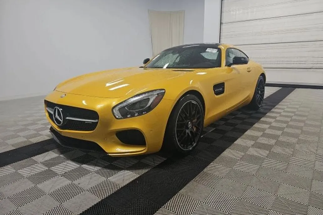 2016 Mercedes Benz AMG GT S photo 1