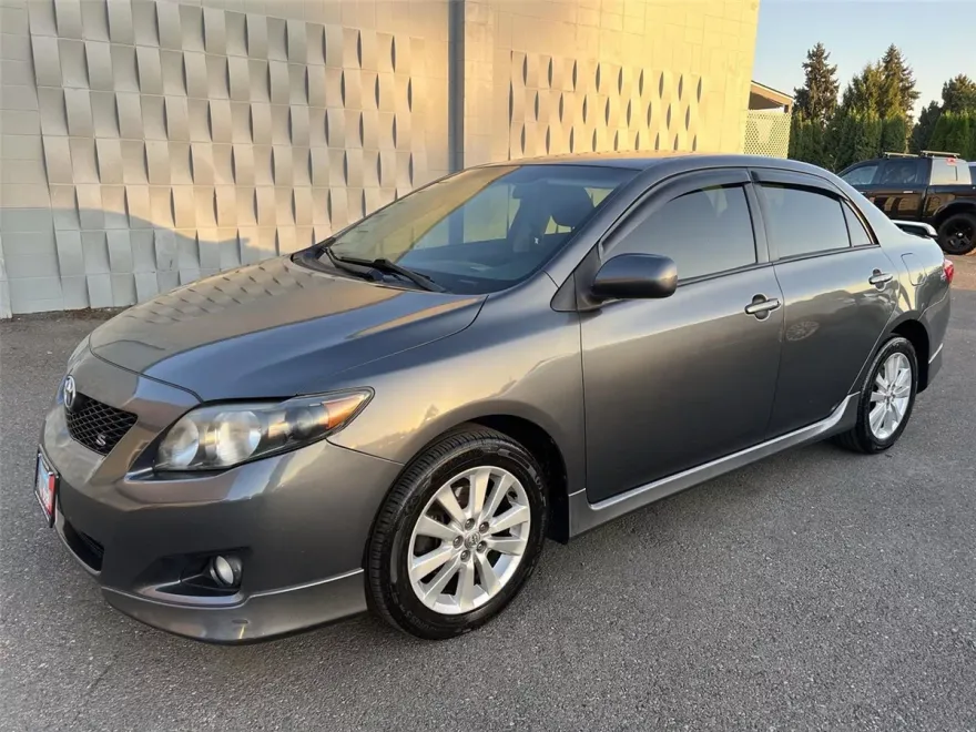2010 Toyota Corolla S photo 1