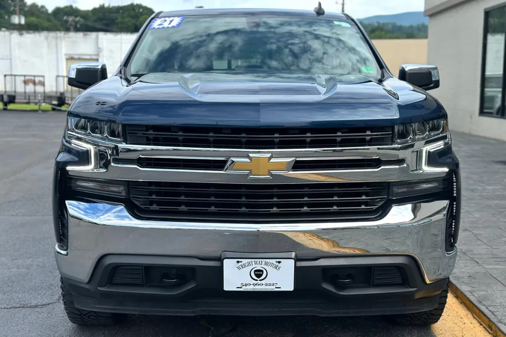 2021 Chevrolet Silverado 1500 LT photo 1