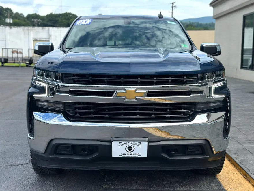 2021 Chevrolet Silverado 1500 LT photo 1