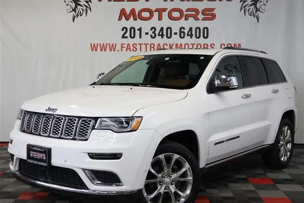 2019 Jeep Grand Cherokee Summit photo 1