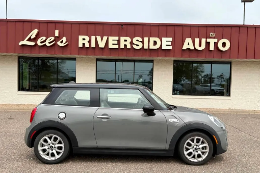 2015 Mini Cooper 2 Door Hardtop S photo 1