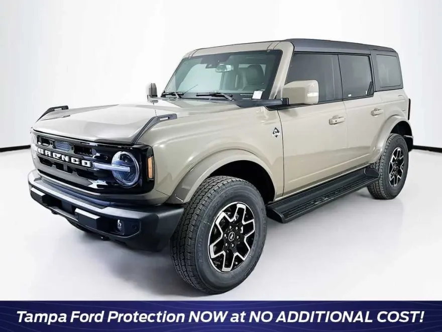 2025 Ford Bronco Outer Banks photo 1