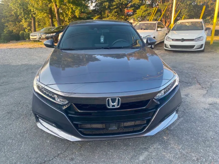 2018 Honda Accord Sport photo 1