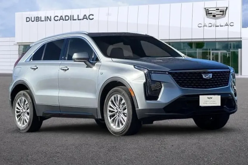 2024 Cadillac XT4 Premium Luxury photo 1