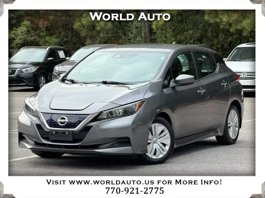 2021 Nissan Leaf S photo 1
