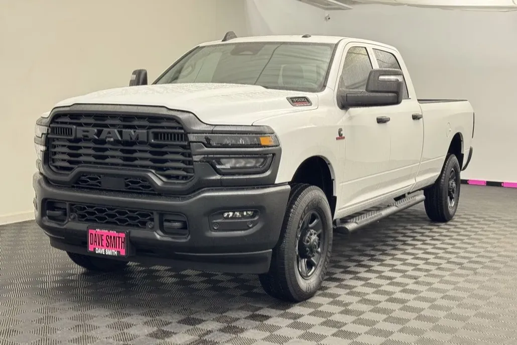 2025 Ram 3500 Tradesman photo 1