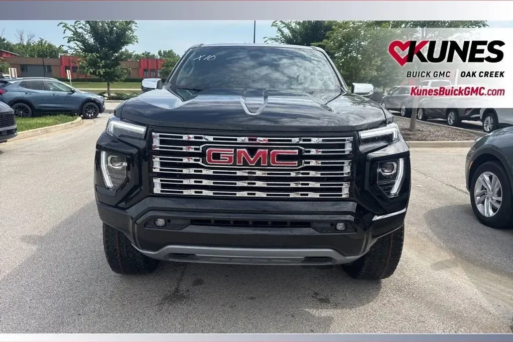 2025 Gmc Canyon Denali photo 1