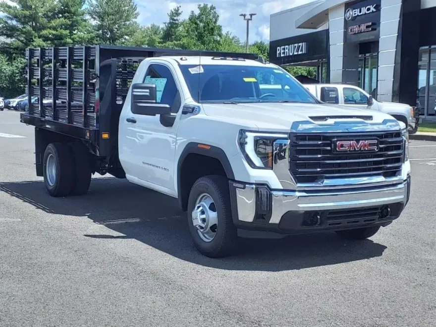2024 Gmc Sierra 3500 HD Pro photo 1