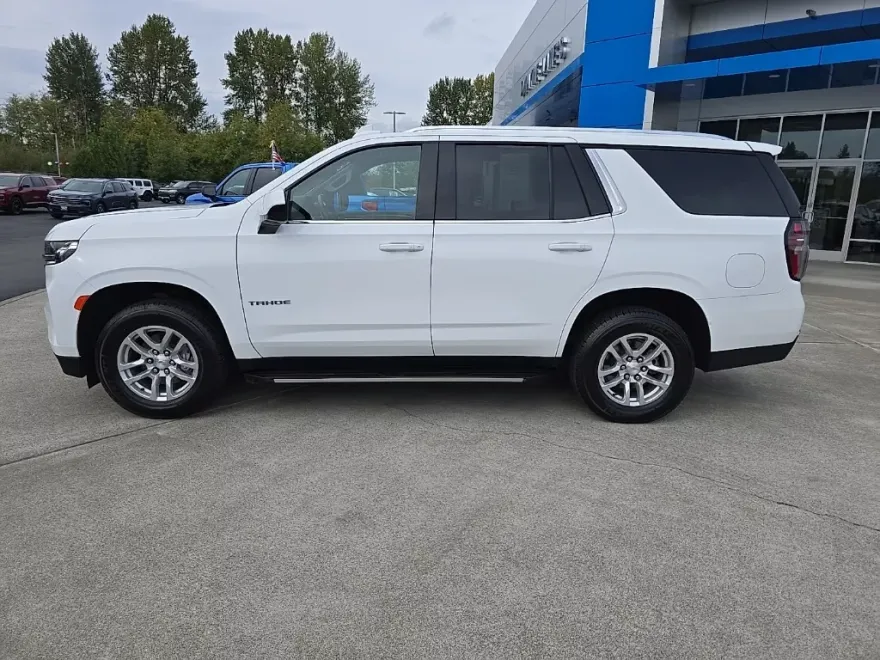 2023 Chevrolet Tahoe LT photo 1