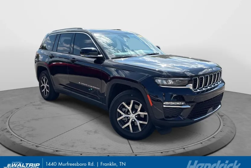 2023 Jeep Grand Cherokee Limited photo 1