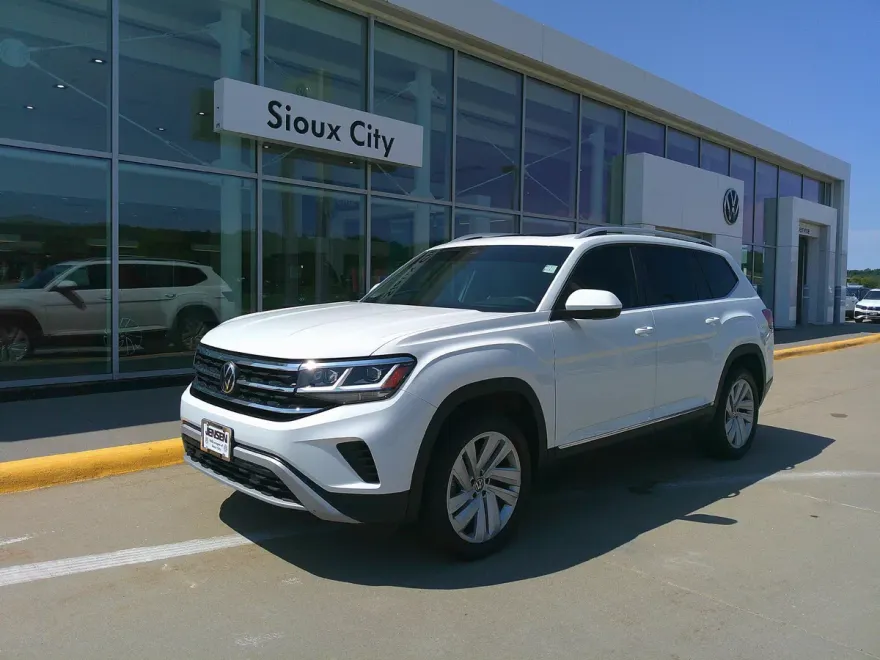 2021 Volkswagen Atlas SEL photo 1