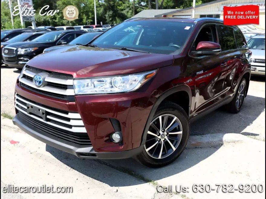 2019 Toyota Highlander Hybrid XLE photo 1