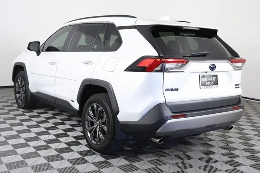 2023 Toyota RAV4 Hybrid Limited photo 1