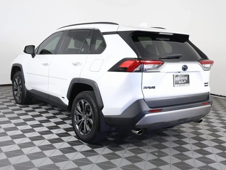 2023 Toyota RAV4 Hybrid Limited photo 1