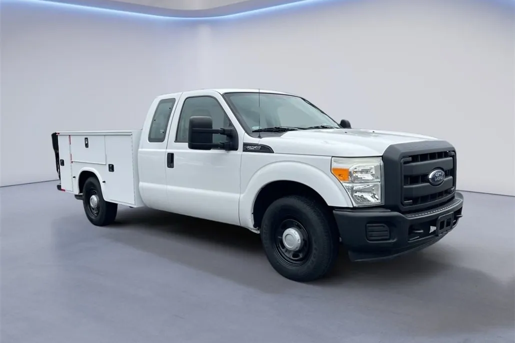 2015 Ford F-250 photo 1