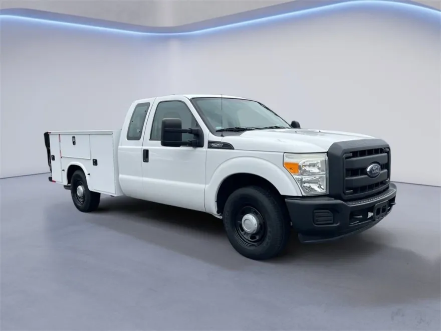 2015 Ford F-250 photo 1