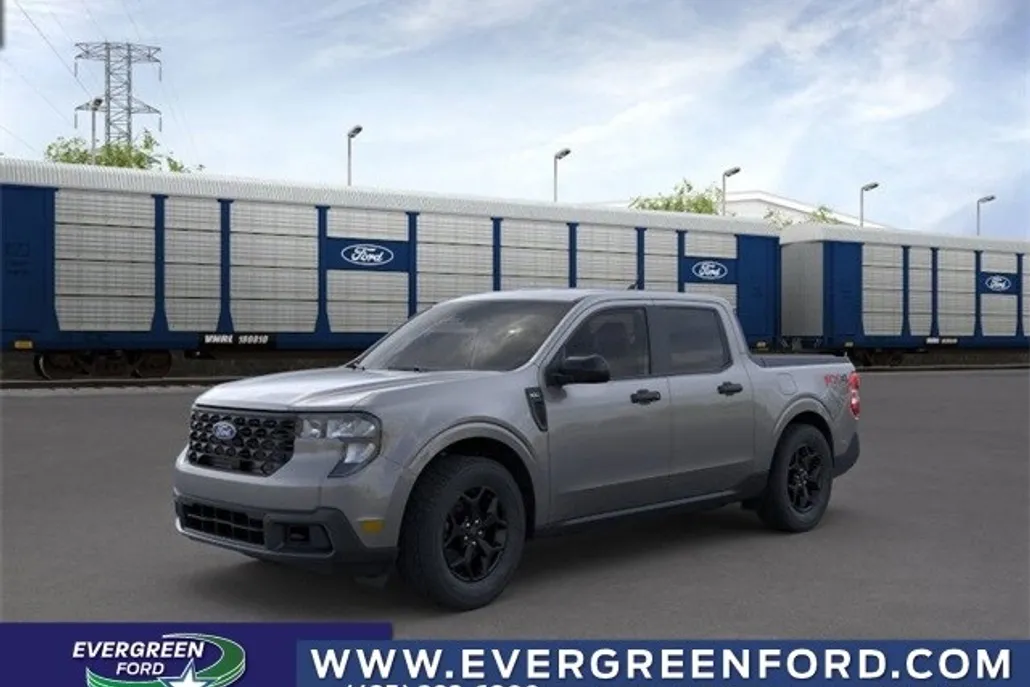 2025 Ford Maverick XLT photo 1