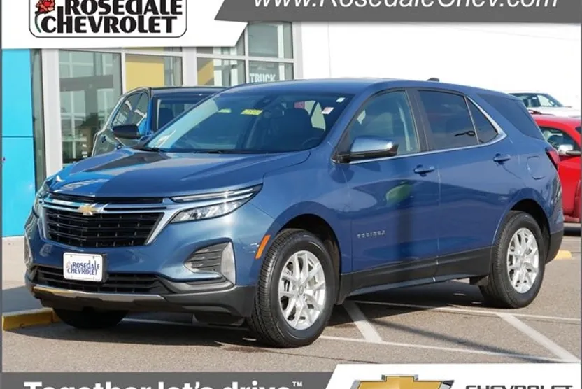 2024 Chevrolet Equinox LT photo 1