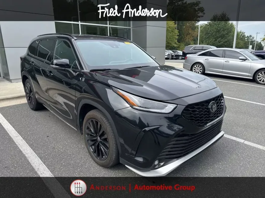 2024 Toyota Highlander XSE photo 1