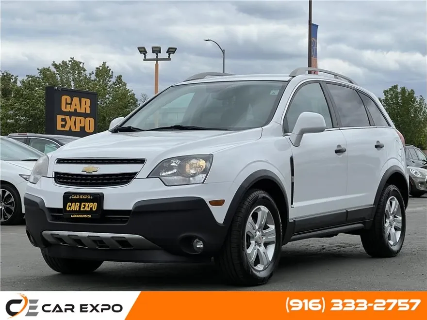 2015 Chevrolet Captiva LS Sport photo 1