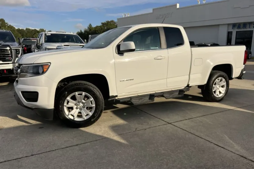2020 Chevrolet Colorado LT photo 1