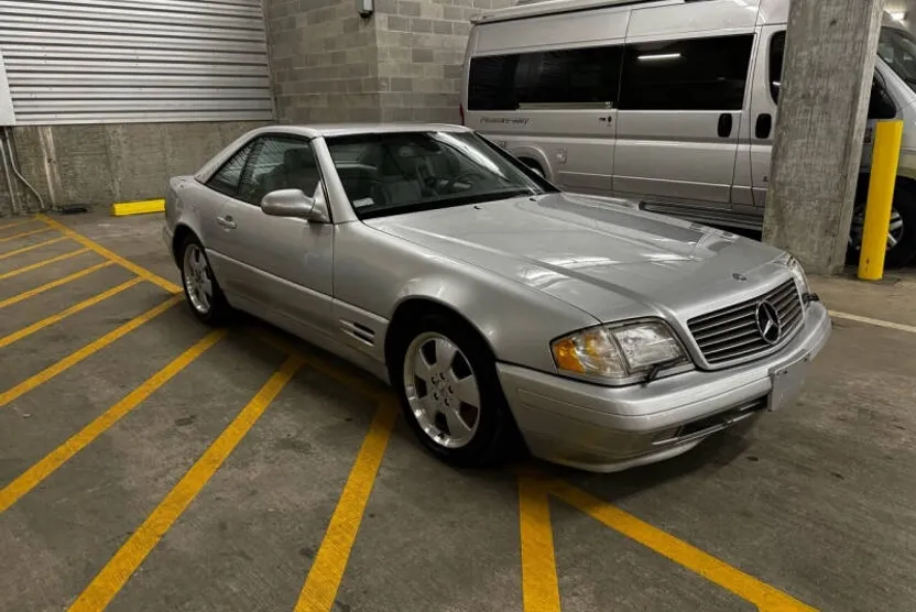1999 Mercedes Benz SL 500 photo 1