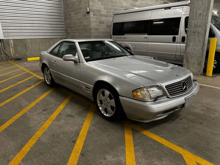 1999 Mercedes Benz SL 500 photo 1