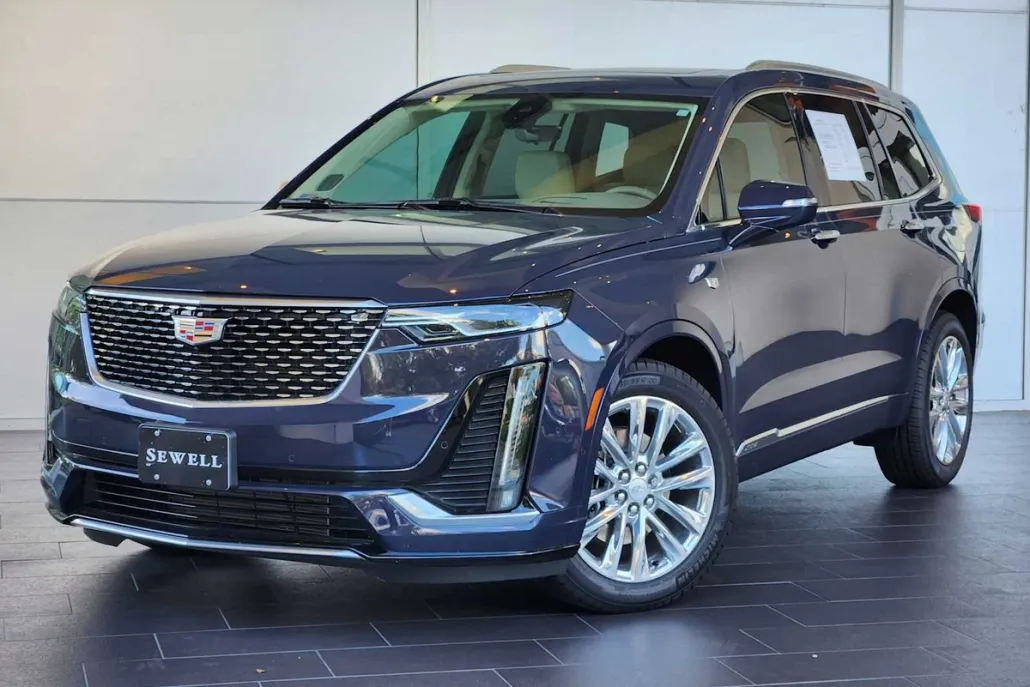 2025 Cadillac XT6 Premium Luxury photo 1