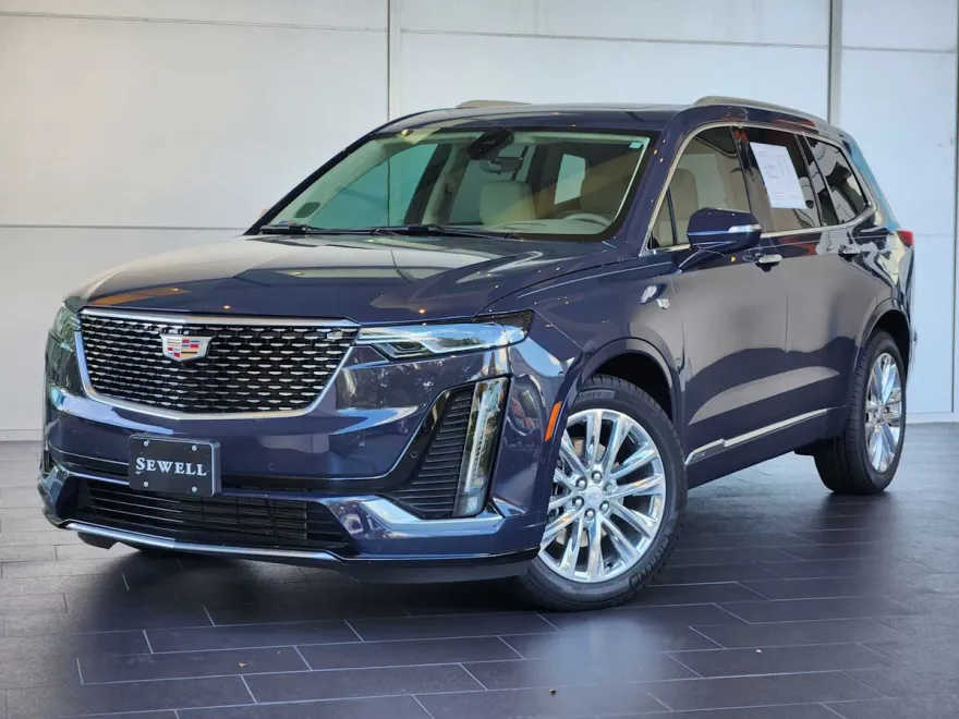 2025 Cadillac XT6 Premium Luxury photo 1