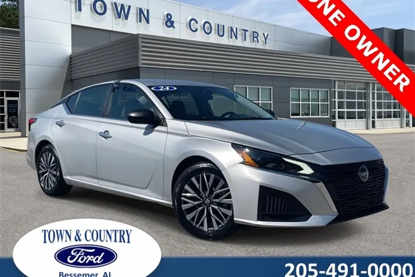 2024 Nissan Altima 2.5 SV photo 1