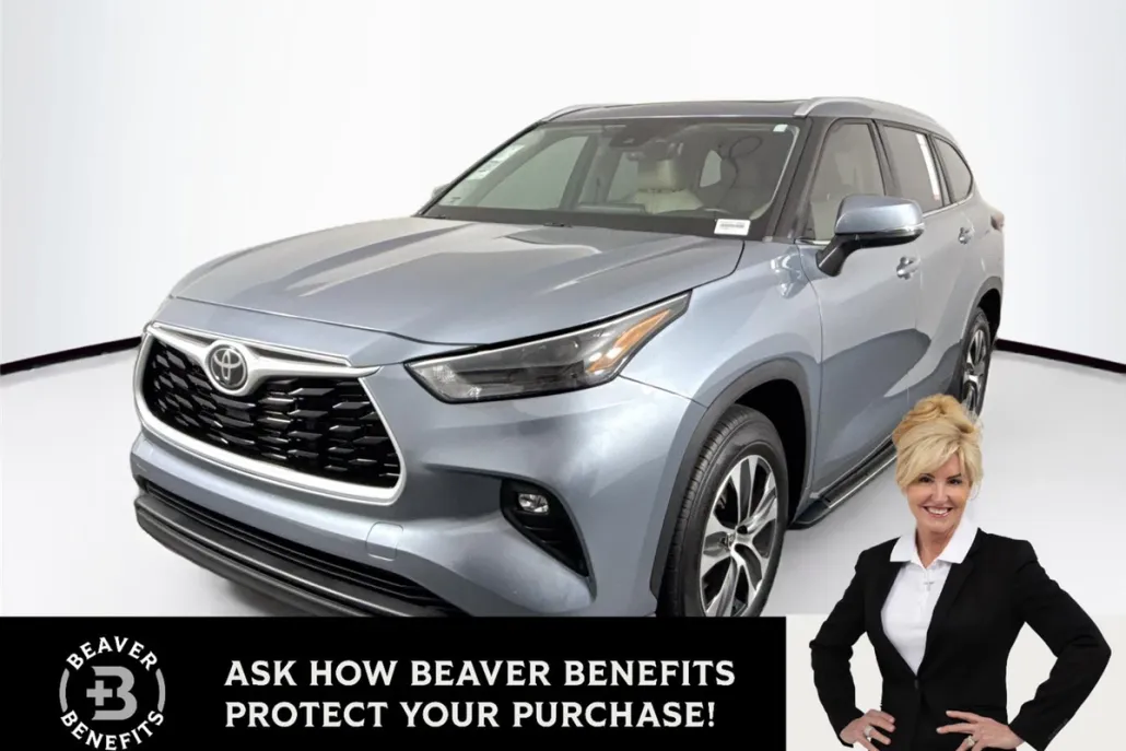 2023 Toyota Highlander XLE photo 1