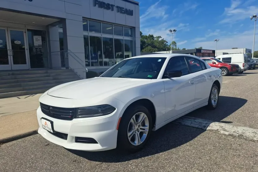 2023 Dodge Charger SXT photo 1
