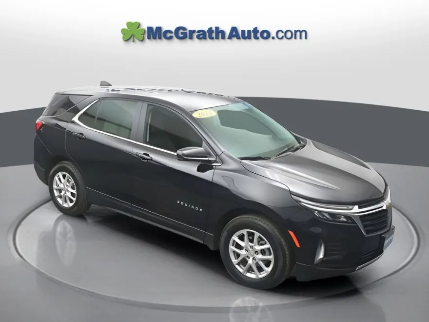2024 Chevrolet Equinox LT photo 1