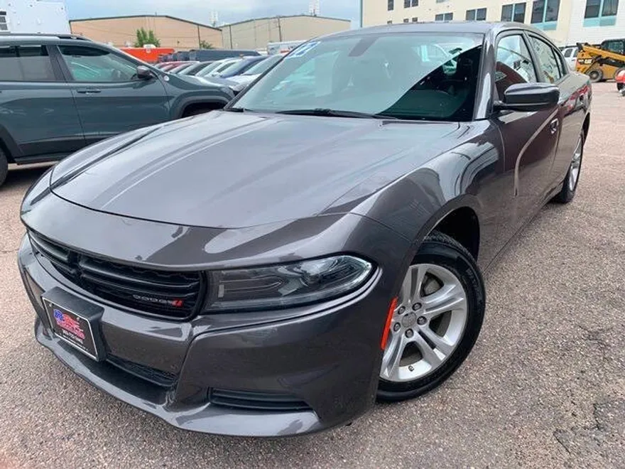 2022 Dodge Charger SXT photo 1