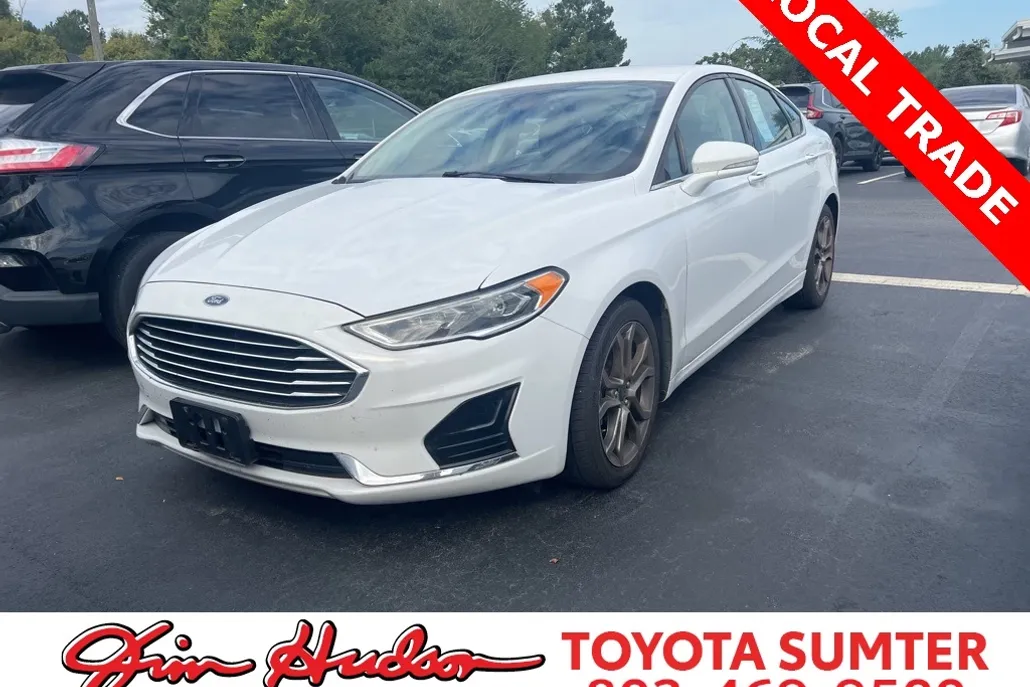 2020 Ford Fusion SEL photo 1