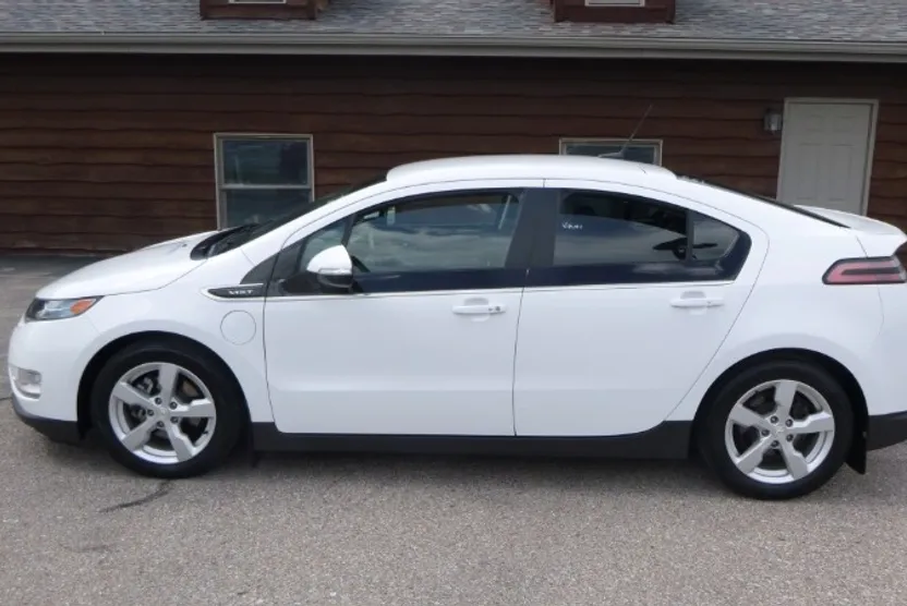 2014 Chevrolet Volt photo 1