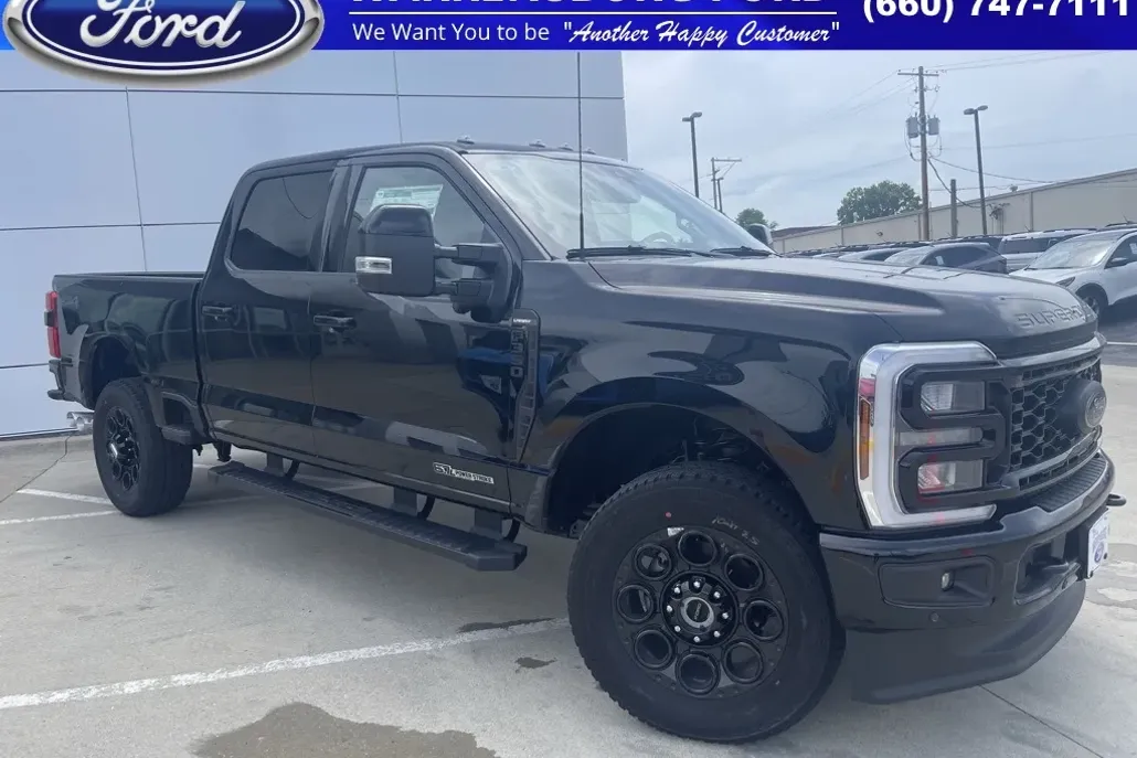 2025 Ford F-350 Lariat photo 1