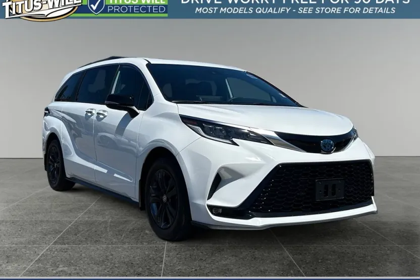 2024 Toyota Sienna XSE photo 1