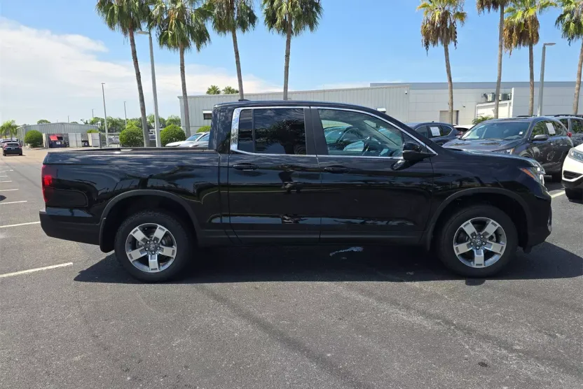 2025 Honda Ridgeline RTL photo 1